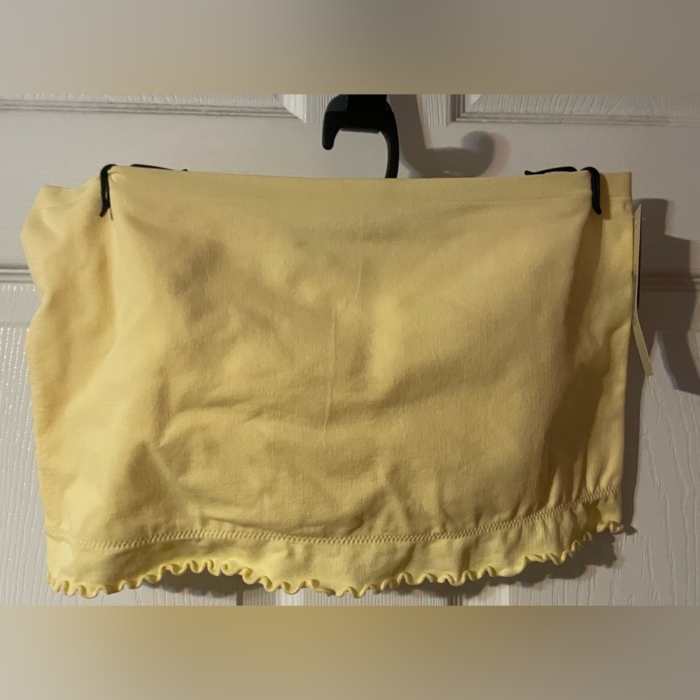 🔴 3/$12 No Boundaries Women’s Soft Yellow Bandeau Bra! NWT!‎ Size XXXL!